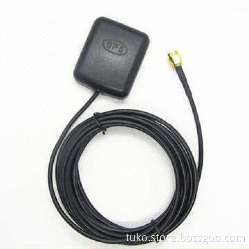 GPS antenna with SMA